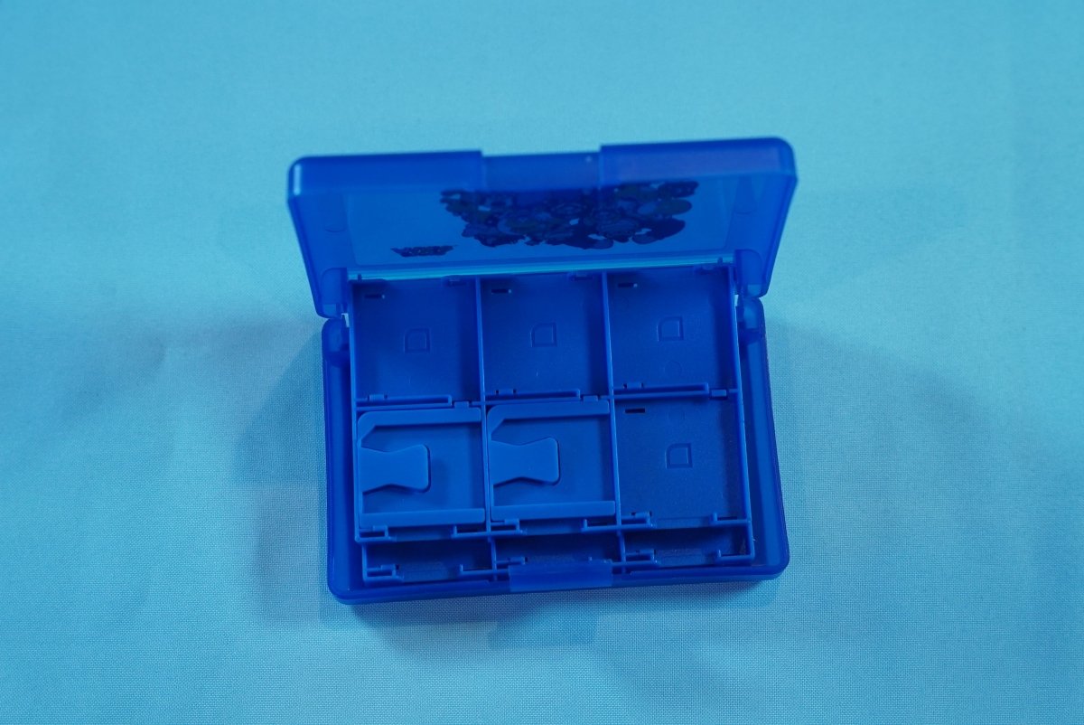 Original Mario-Themed Nintendo DS/3DS 20-Game Case (Used) - Retro Island Gaming