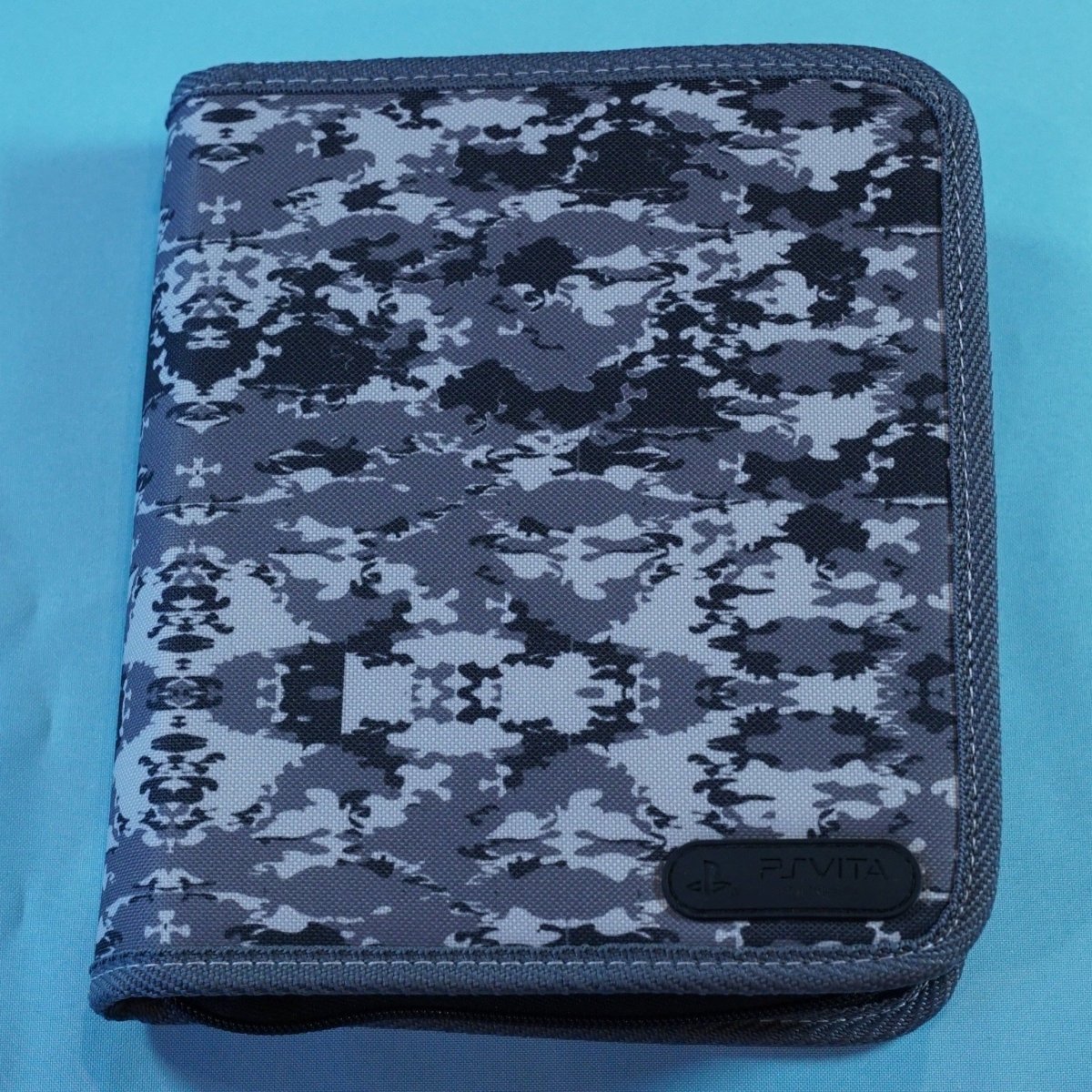 Original PS Vita Gray-Camo Travel Bag (Used) - Retro Island Gaming