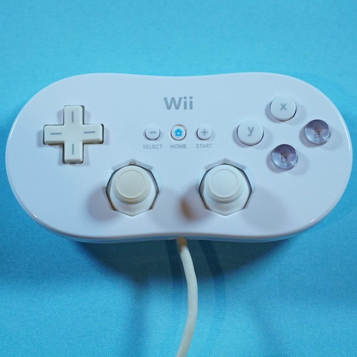 Original Wii Classic Controller (OEM - Used) - Retro Island Gaming