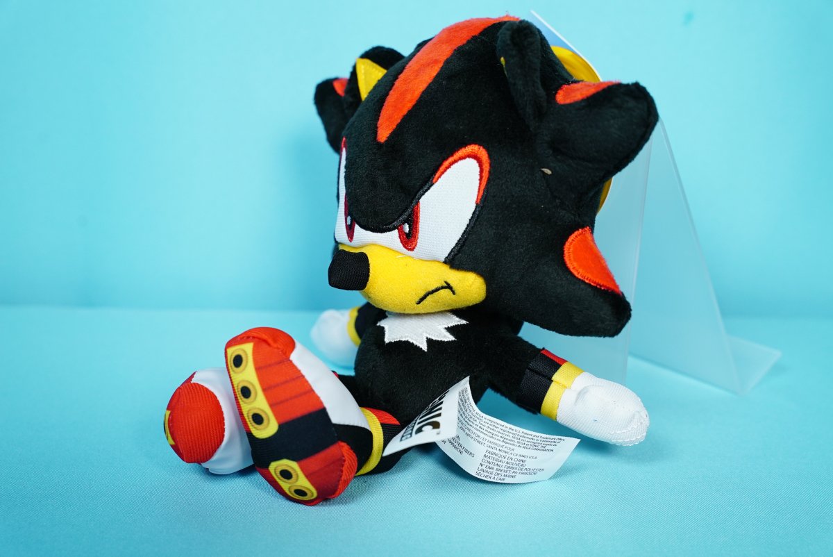 Shadow the Hedgehog 9" Plush - Retro Island Gaming
