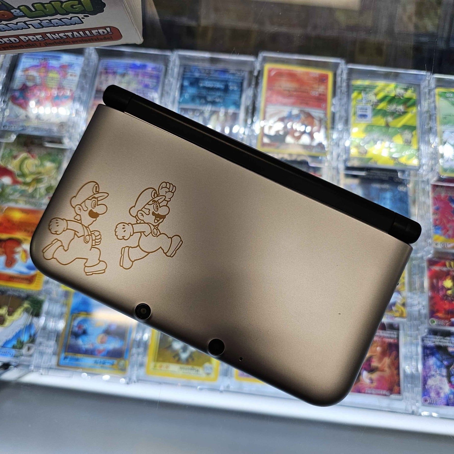Silver Mario & Luigi Nintendo 3DS XL System [Excellent Condition with Original Packaging] - Retro Island Gaming