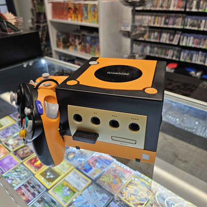 "THE HALLOWEEN CUBE" // Half Spice - Orange/Black GameCube System w/Japan - North American Region Switch Mod [DOL - 001] - Certified Tested & Cleaned - Retro Island Gaming